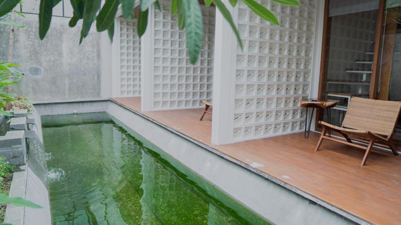 Отель Smedi Coliving Джокьякарта Экстерьер фото